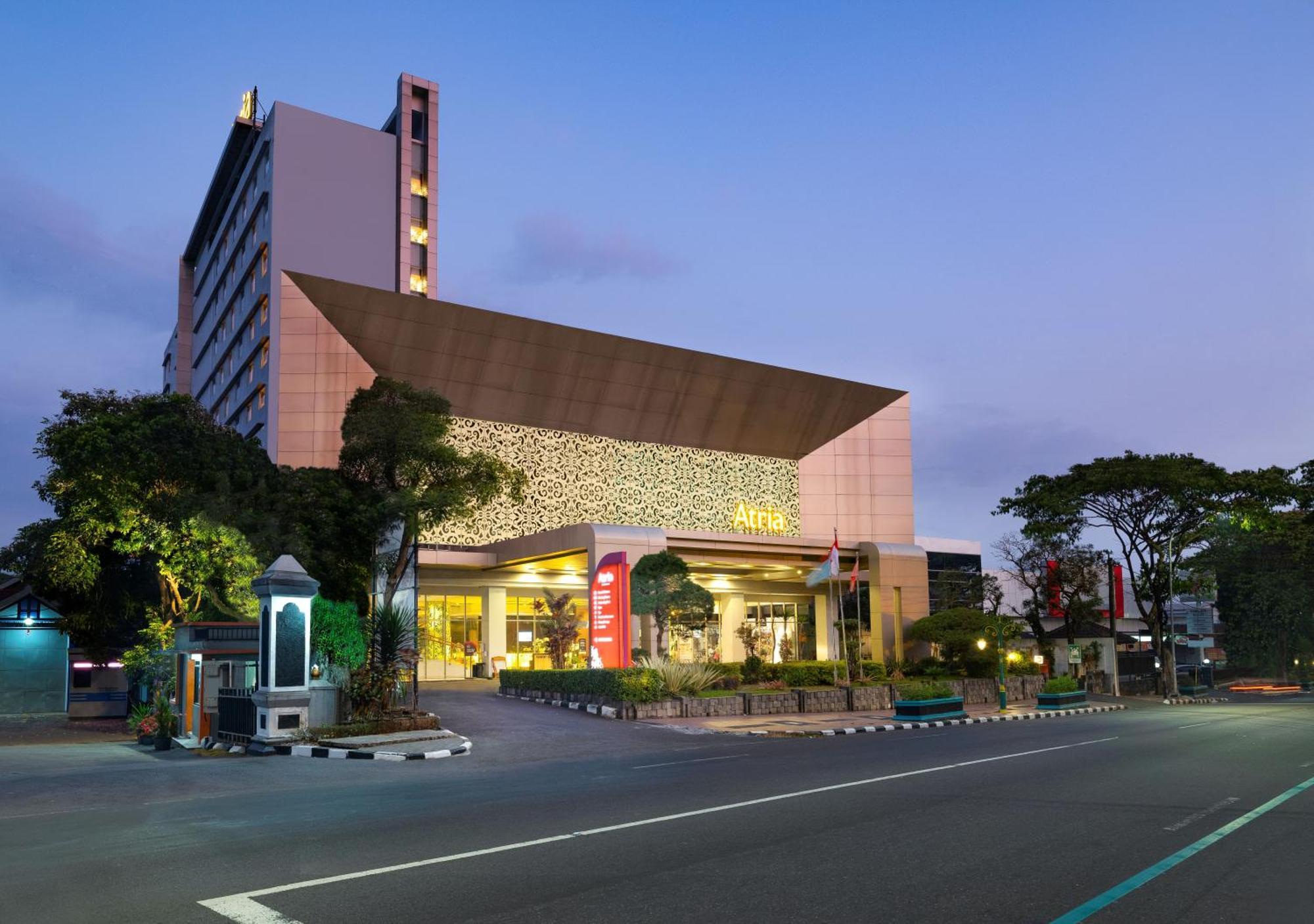 Atria Hotel Magelang Zewnętrze zdjęcie