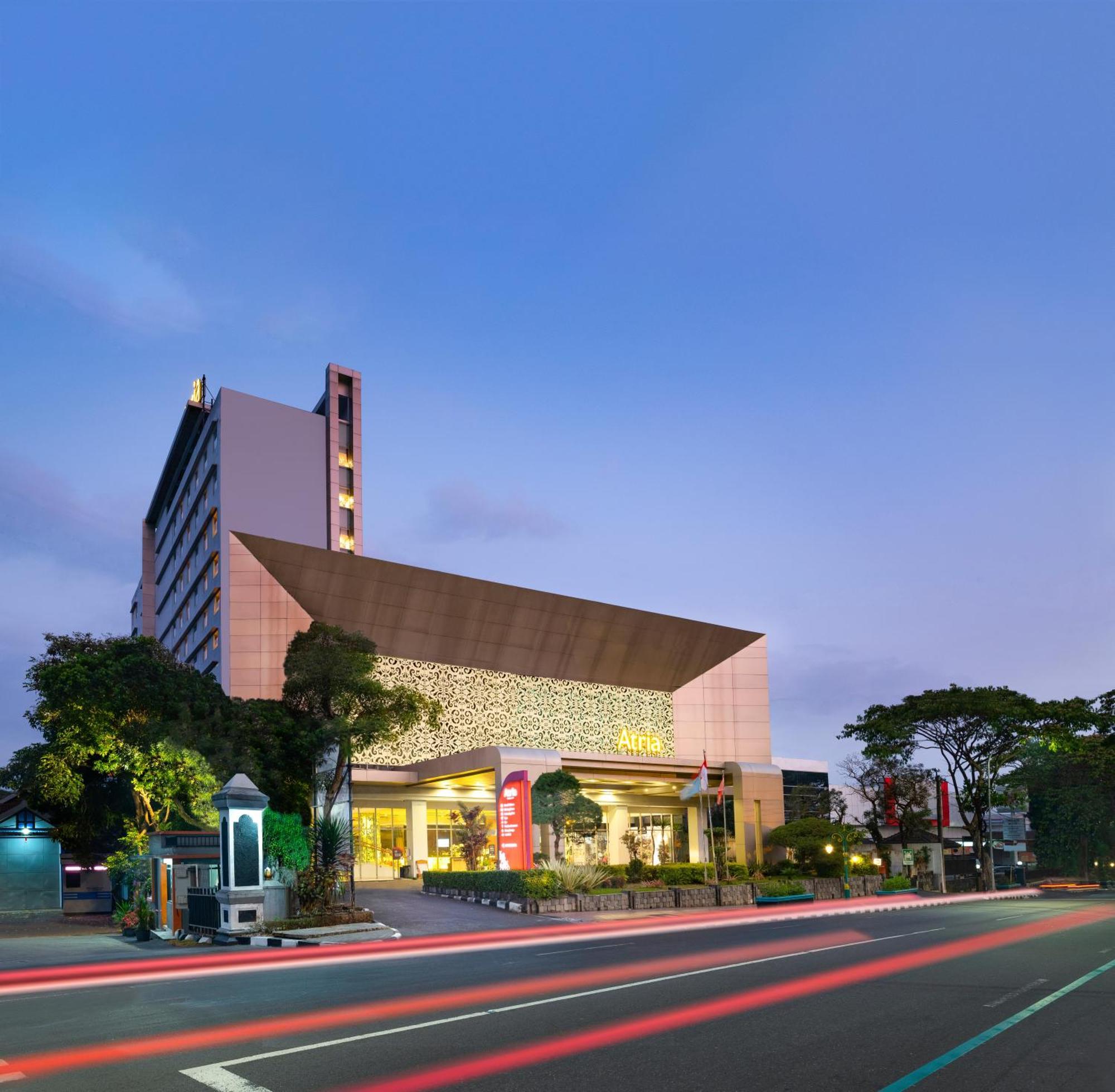Atria Hotel Magelang Zewnętrze zdjęcie