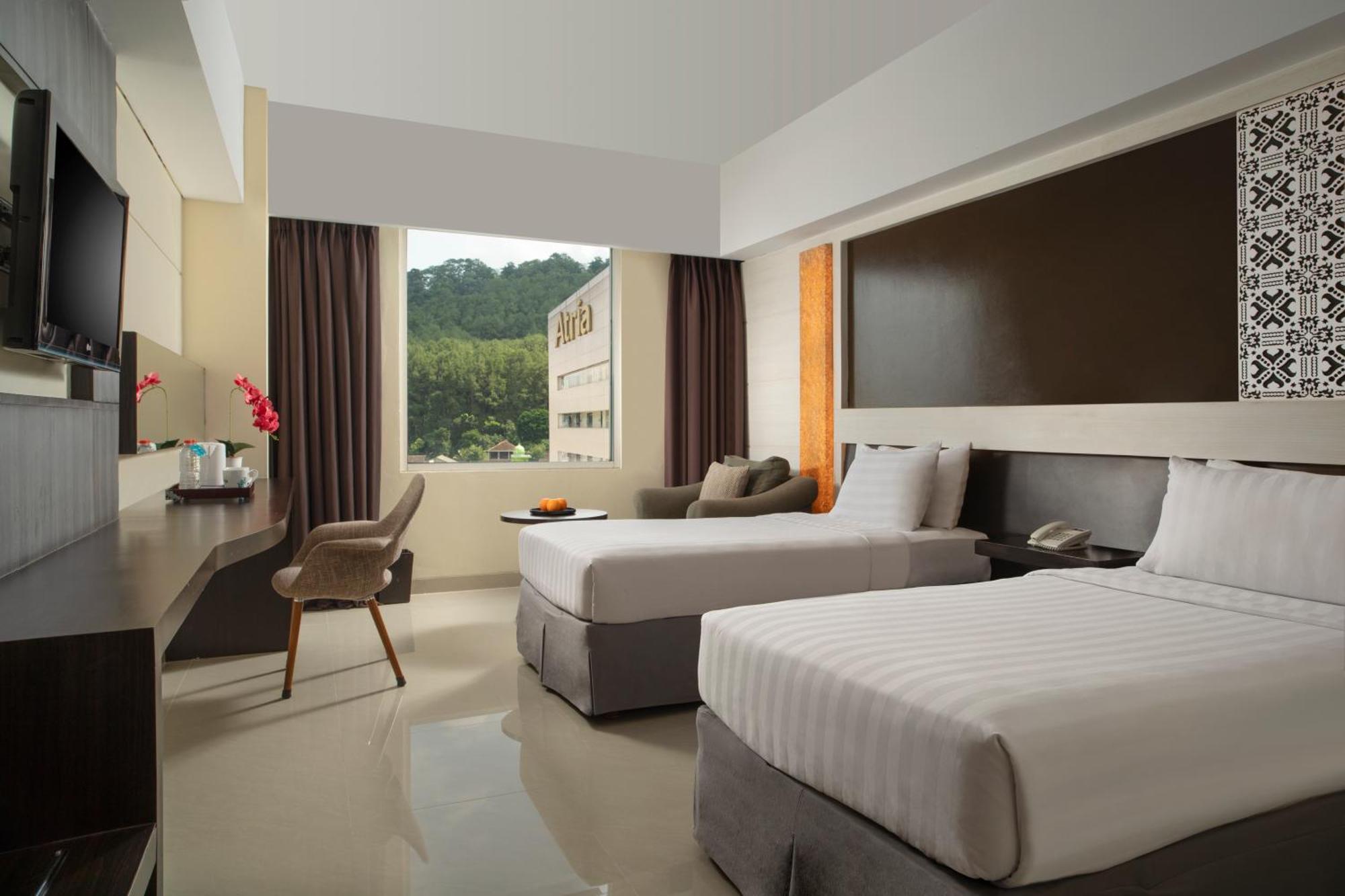 Atria Hotel Magelang Zewnętrze zdjęcie