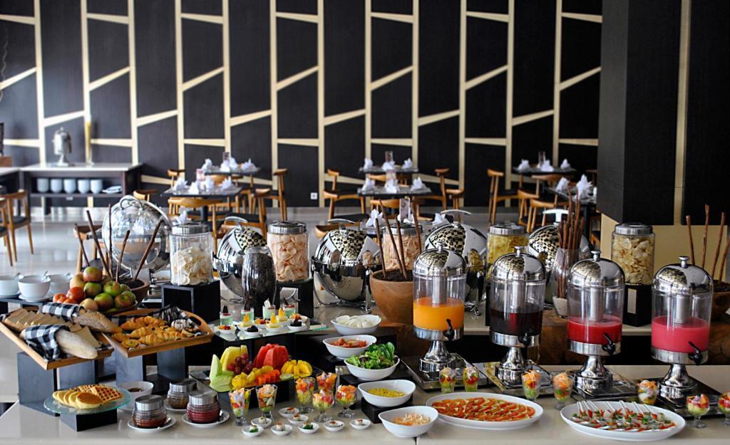 Atria Hotel Magelang Zewnętrze zdjęcie